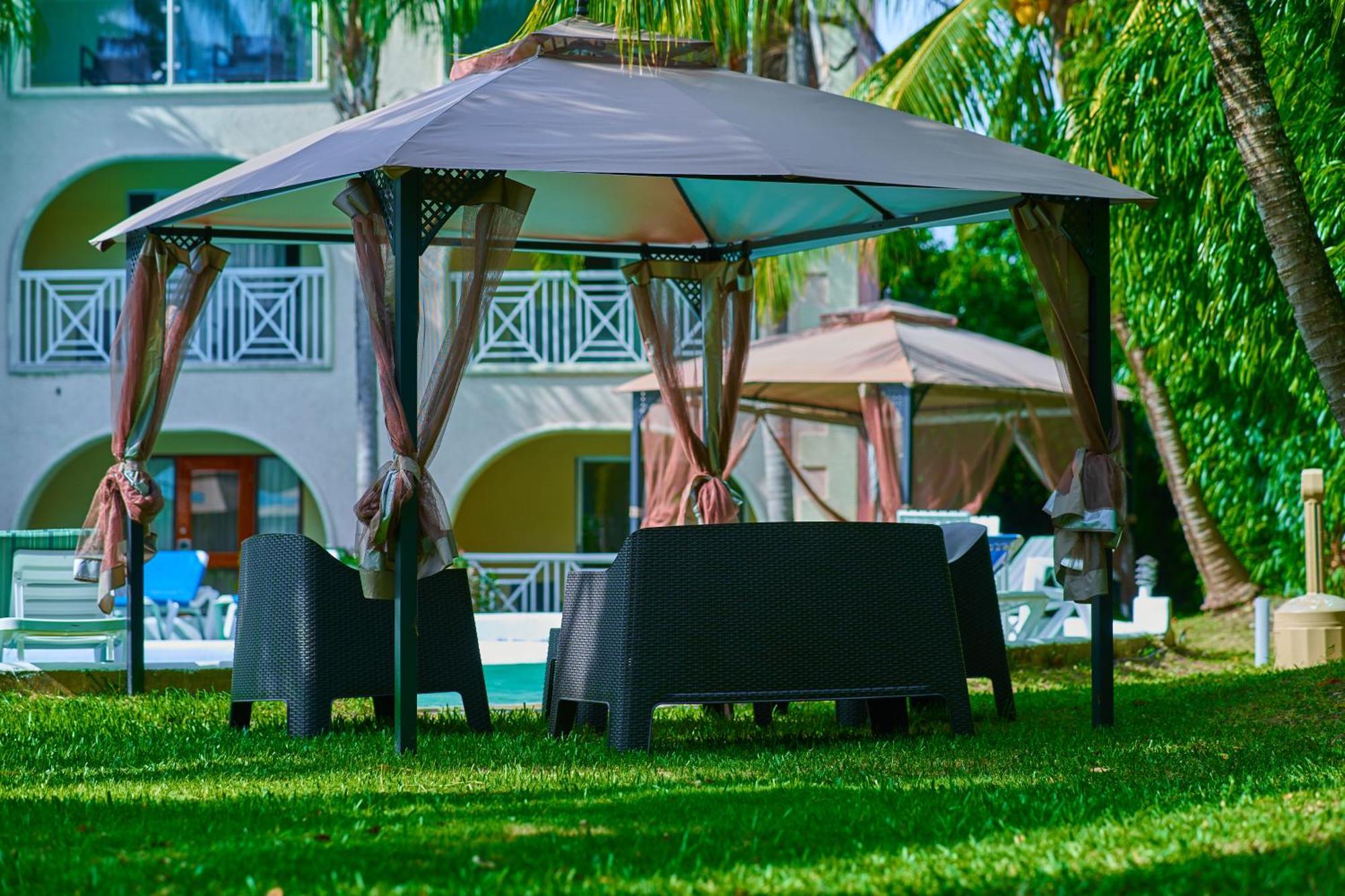 Sunbay Hotel Christ Church Exterior foto
