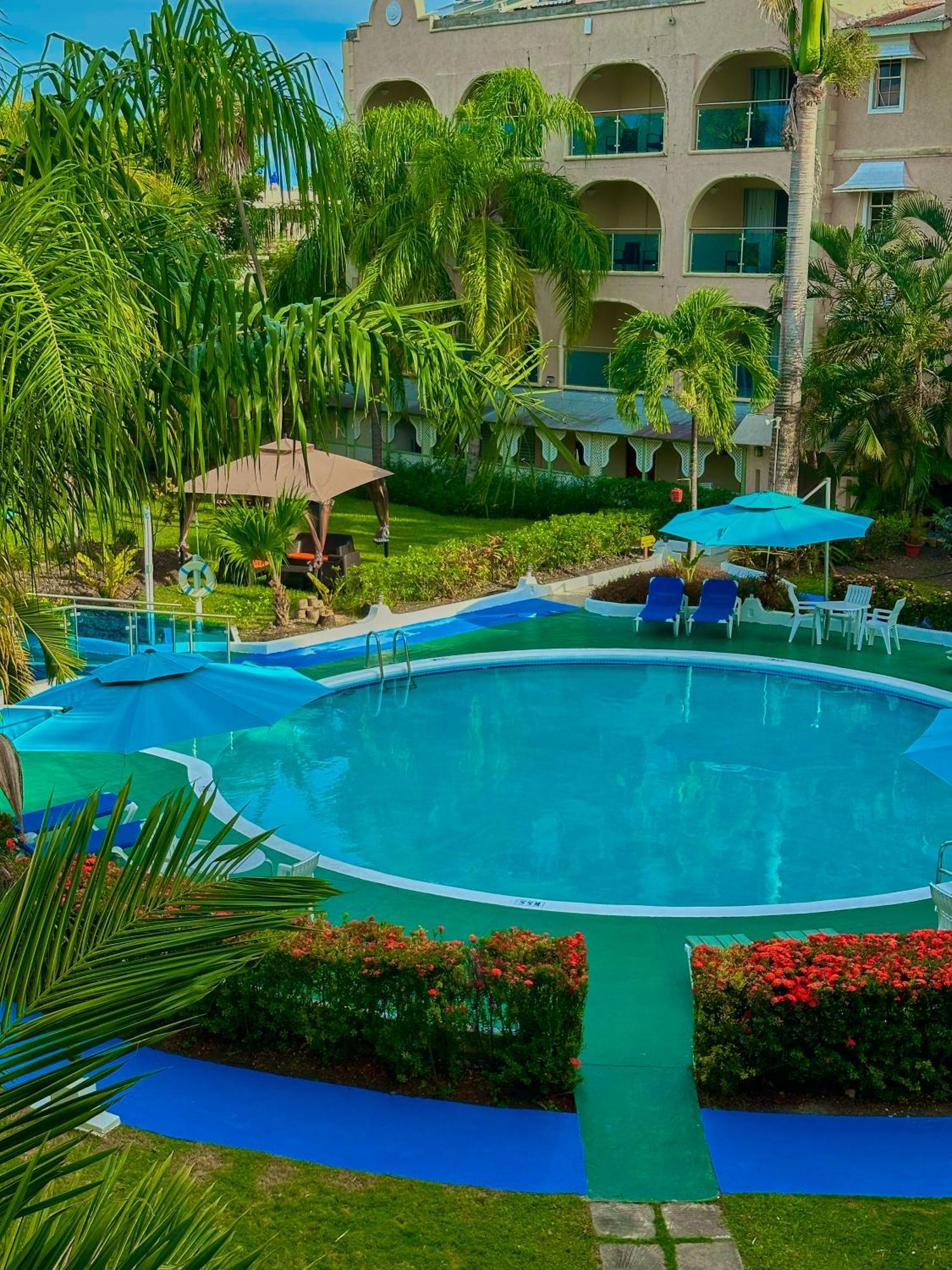Sunbay Hotel Christ Church Exterior foto